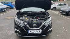 Nissan Qashqai 1.3 DiG-T N-Connecta 5dr [Glass Roof Pack] Petrol Hatchback